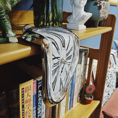 🎁2025 New Year Hot Sale🎁 - HALF PRICE🔥🔥Melting Time Warp Clock