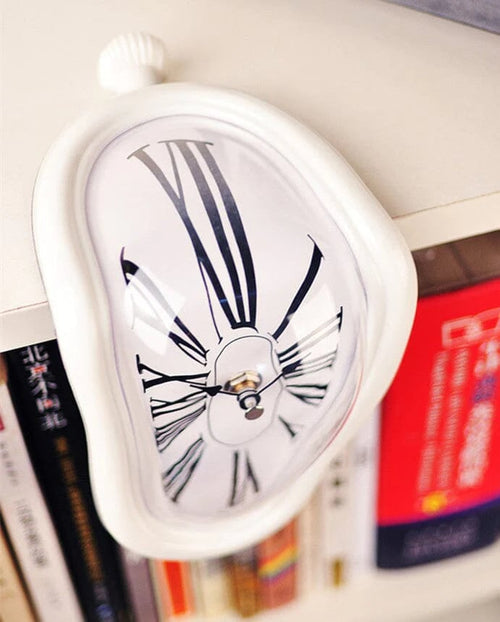 🎁2025 New Year Hot Sale🎁 - HALF PRICE🔥🔥Melting Time Warp Clock