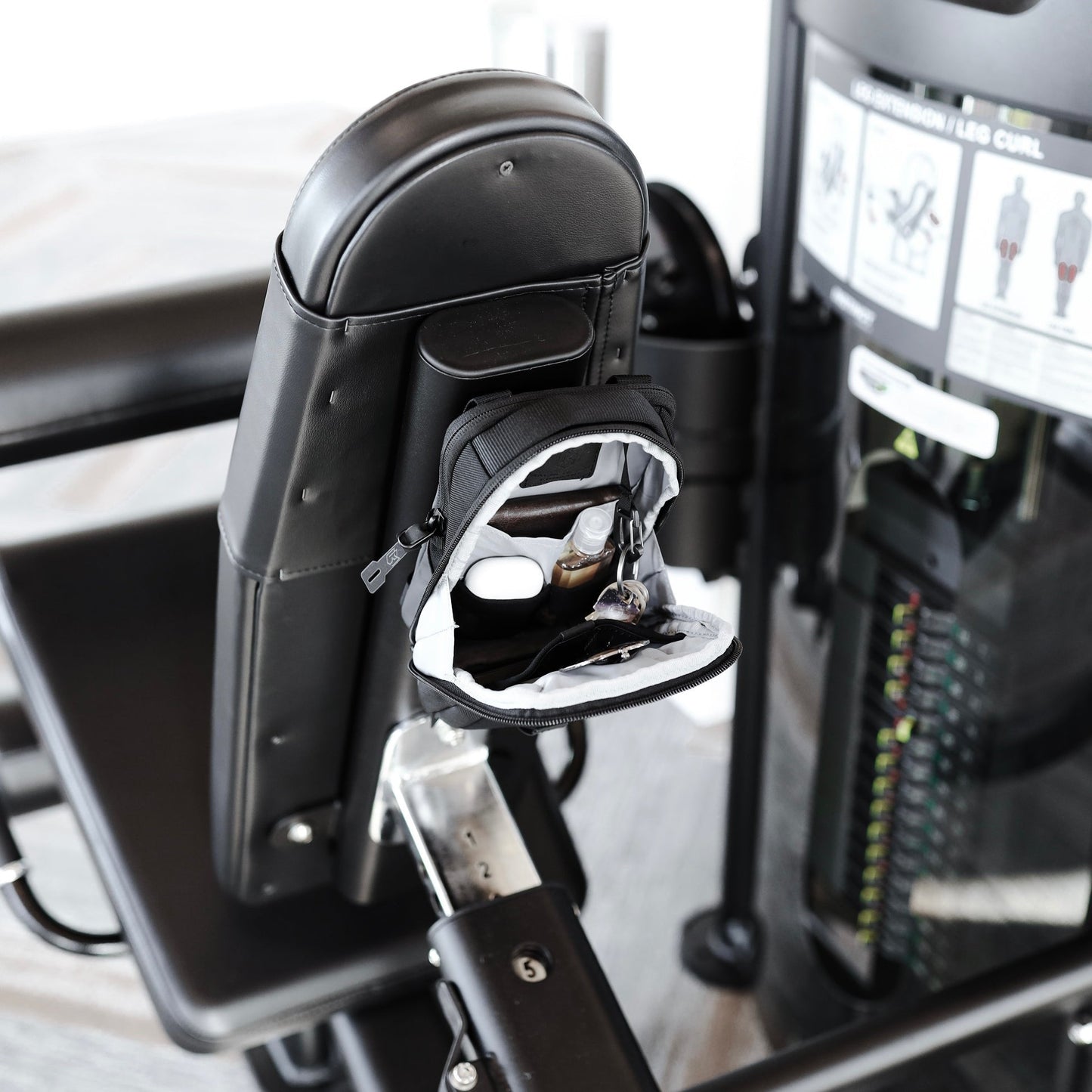 Magnetic Gym Bag for Gym, Travel, Work, and Sports