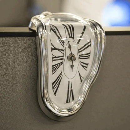 🎁2025 New Year Hot Sale🎁 - HALF PRICE🔥🔥Melting Time Warp Clock